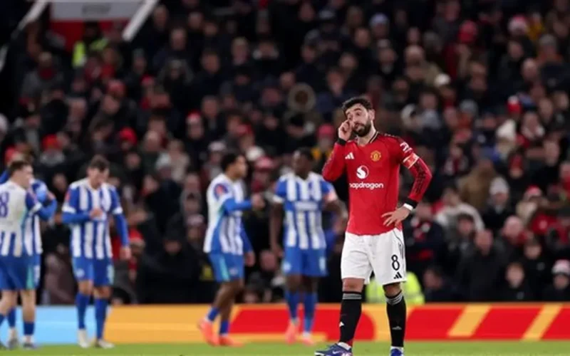 كارثة مانشستر يونايتد الجديدة تطيح به من كأس الاتحاد